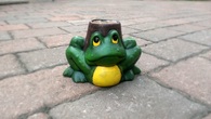 Ceramic Garden Frog Pot or Pencil Holder